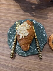 Almond croissant