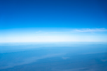 Obraz premium Blue sky and clouds with space for add text above. picture background website or art work design. freedom with sky.