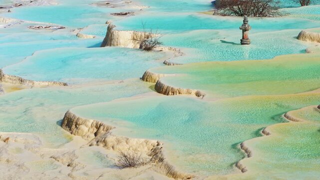 Close up of multi-colored pond at Huanglong