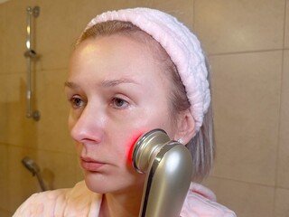 Portable Cosmetic Facial Skin Care Device