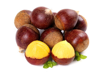 Fototapeta premium Fresh Raw Chestnuts from Fujian, Jianou - Whole and Halved