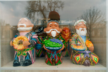 Fototapeta premium Handmade Uzbek souvenirs depicting elders of venerable elders