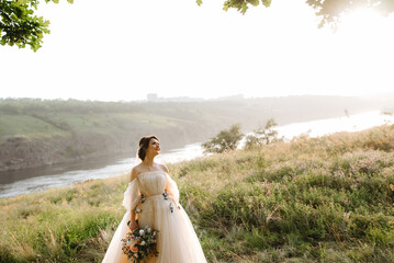 girl are walking in the green hills