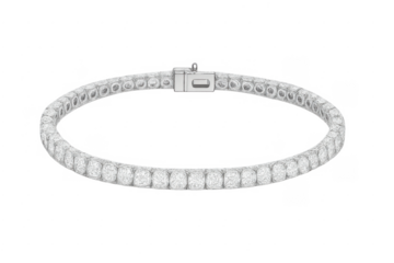 White gold tennis bracelet with brilliant cut diamonds