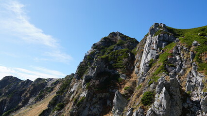 Autumn Hiking Scenery at Mount Kisokomagatake: Vibrant Fall Colors on Kisokomagatake Trail in the Japanese Alps, Japan