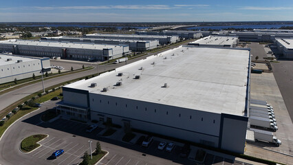 Obraz premium pre-cast buildings and logistics warehouses and leased distribution centers near Bradenton, Florida