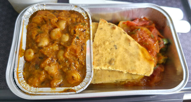 In-Flight Curry & Bread Close-Up