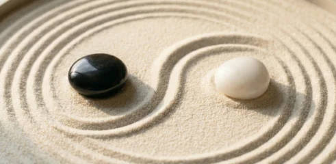 Stickers Stenen in het zand Yin Yang Stones in Zen Sand    © galam