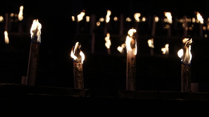 たくさんのロウソク