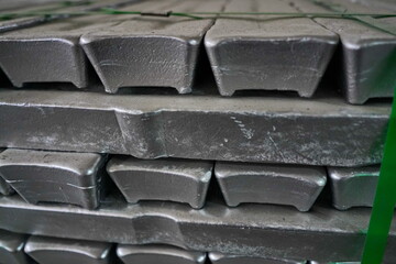 Aluminum ingots. Metal. Blanks for batteries. Workshop for the production of thermal systems.