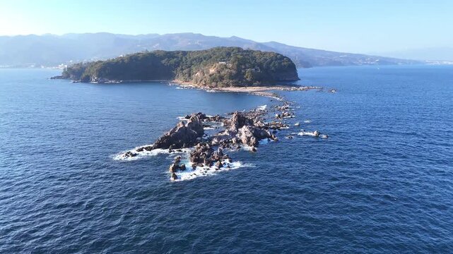 真鶴 三ツ石 岩場 俯瞰│Rock Formation Aerial
