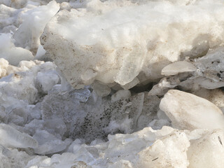 Drift ice on the Elbe in January © Klaus Schulz