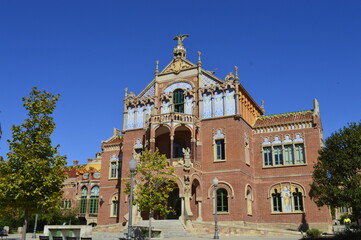 Fototapeta premium Hospital de Sant Pau i la Santa Creu em Barcelona na Espanha