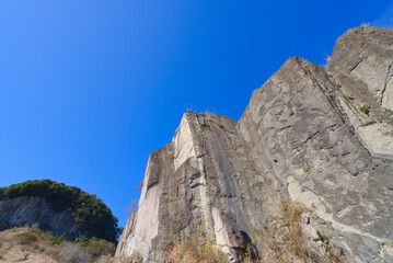 千葉県の小鋸山、小鋸山とテーブルマウンテンの岩壁