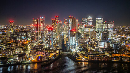 Naklejka premium Canary Wharf skyline at night, London, United Kingdom