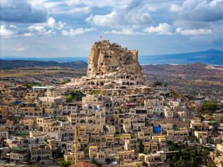 Uçhisar Castle: The Iconic Rock Fortress of Cappadocia © wendi