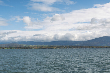 Vue sur le lac L&eacute;man depuis la rive vaudoise