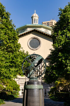 Magnolia Plaza at the Brooklyn Botanic Garden