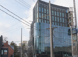 Naklejka premium exterior elevation of 321 Davenport, a condominium complex, at 321 Davenport Rd, Toronto