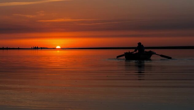 fishermen, boat, fishing, river, fish, sunset, sea, water, algeria, algerian, traditional, clouds, lake, reflection, culture, beach, traditional fisherman, asian, silhouette, sky, people, man, africa