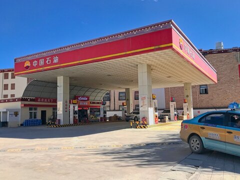 XIANGGELILA,YUNNAN,CHINA-OCTOBER 18,2017:Exterior view of PetroChina gas station. The Chinese oil and gas company is the listed arm of state-owned China National Petroleum Corporation (CNPC).