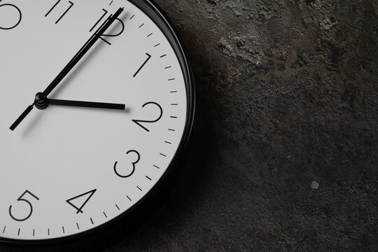 Clock Showing Daylight Saving Time Change