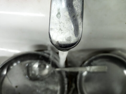Water for washing dishes