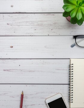 Minimal desk flat lay for business and productivity branding