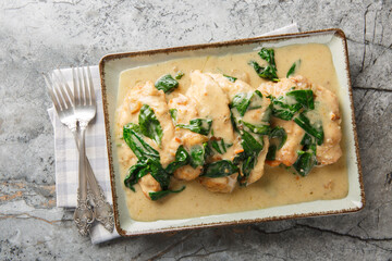 Сhicken florentine combines a cream and white wine sauce with perfectly browned chicken breasts...