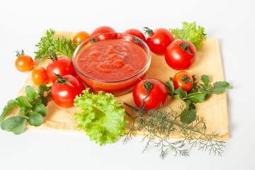 トマトペーストとフレッシュ野菜