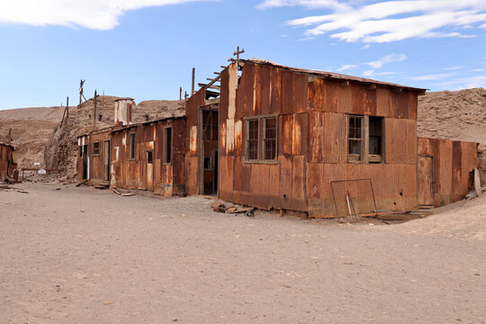 View of the ruins of the Santiago Humberstone and Santa Laura saltpetre factories, Chile