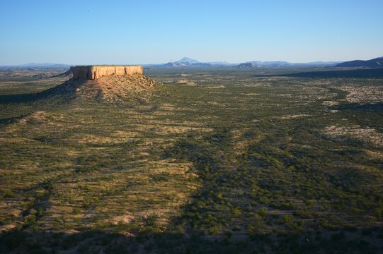 Landschaft bei der Vingerklip im Ugab-Tal in Namibia