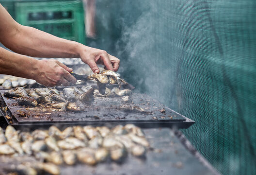 Sardine Festival, in Cand&aacute;s, Asturias, Spain. On the Paseo de San Antonio. It is a popular festival.
