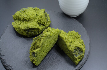 少し珍しい抹茶蒸しまん