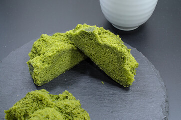 少し珍しい抹茶蒸しまん