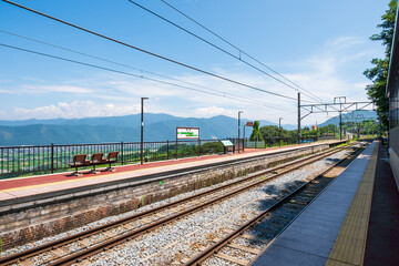 Obraz premium 姨捨駅 プラットホーム