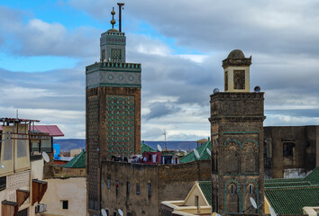 Fototapeta premium The souks of Fes (Fez El Bali) are ancient, labyrinthine, guild-organized markets renowned for authentic Moroccan handicrafts. Fes, Marocco 22.12.2025