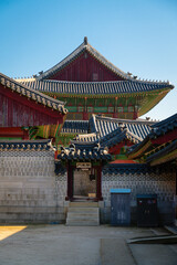 Obraz premium Japanese temple in autumn