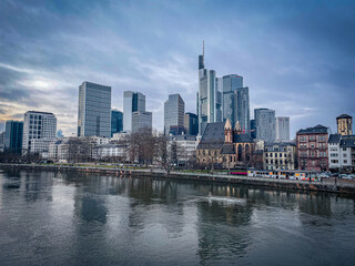 Skyline von Frankfurt mit Hochhäusern