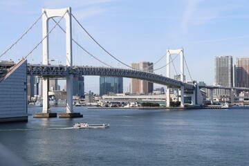 Fototapeta premium 東京ウオーターフロント。レインボーブリッジ。