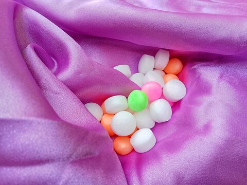 Camphor granules for clothes freshener 