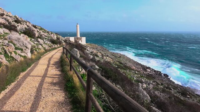 Sentiero verso il faro della Palacia - Otranto - Salento