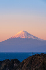 Fototapeta premium 富士山 夕暮れ 夕焼け