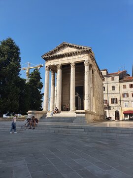 Temple of Augustus, Pula &ndash; Ancient Roman Temple and Iconic Historic Landmark