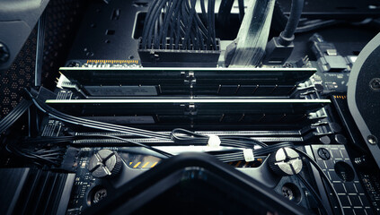 デスクトップパソコンの内部　テクノロジー