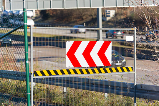 Close-up of traffic sign near the Frankfurt Airport at German city of Neu-Isenburg on a sunny autumn day. Photo taken November 22nd, 2025, Zeppelinheim, Germany.