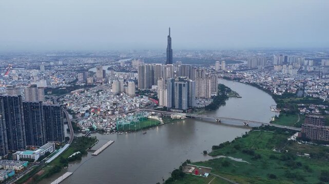 A panoramic view of the Landmark 81 residential area on the day of highest air pollution