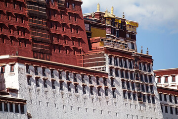 Potala Palace, Red and White Palace, in Lhasa,Tibet, Cina. It was formerly the winter palace of Dalai Lamas