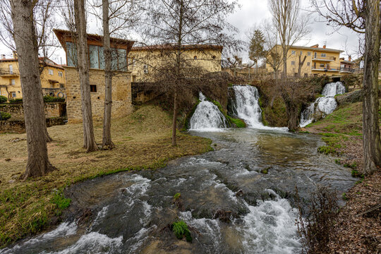 Cascadas de agua del R&iacute;o Cifuentes a su paso por Trillo (Guadalajara) Espa&ntilde;a
