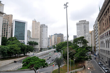 Vale do Anhangaba&uacute; - Av. 23 de maio